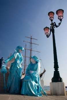 Aber leider war der Besuch auf dem Schiff nur von kurzer Dauer und das Land hatte die beiden wieder.